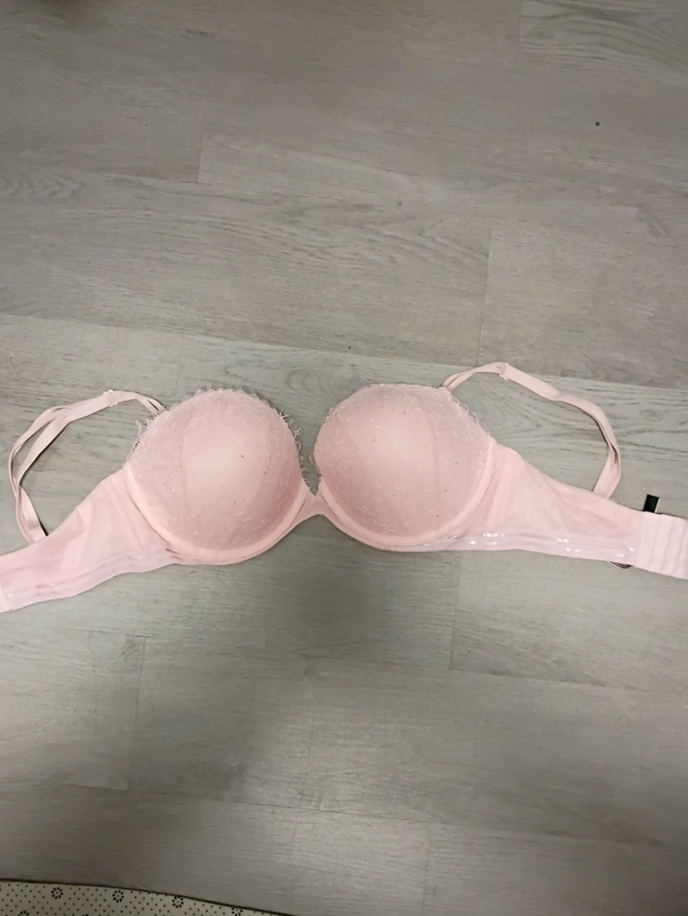 Victoria's Secret Light Pink Padded Underwire Bra